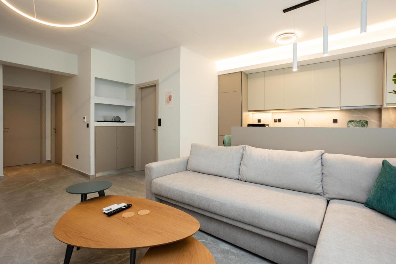 סלוניקי Elegance Apartment 2 Bedroom Suites מראה חיצוני תמונה