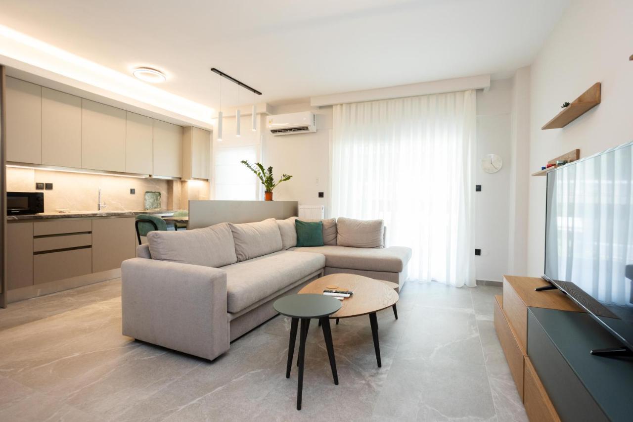 סלוניקי Elegance Apartment 2 Bedroom Suites מראה חיצוני תמונה