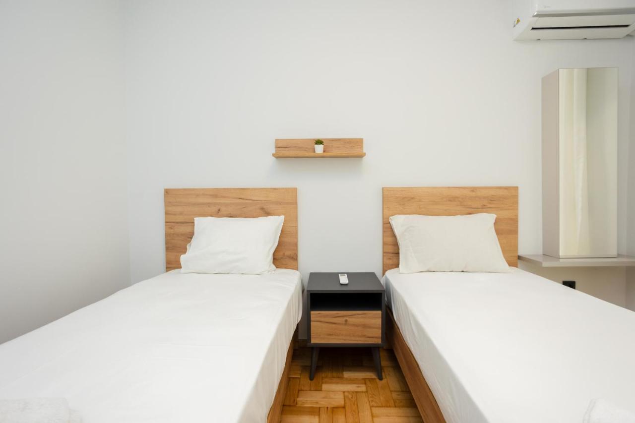 סלוניקי Elegance Apartment 2 Bedroom Suites מראה חיצוני תמונה