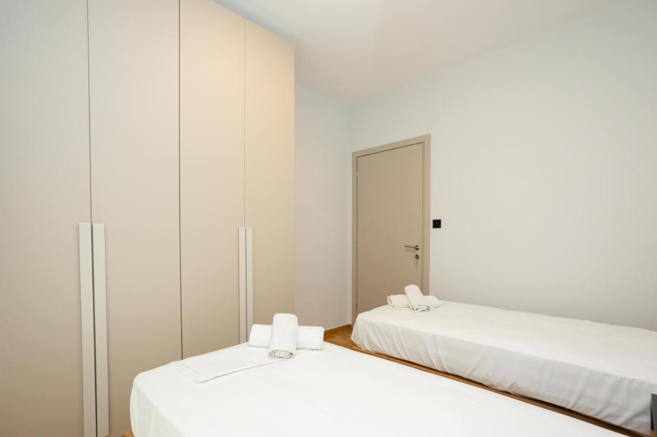 סלוניקי Elegance Apartment 2 Bedroom Suites מראה חיצוני תמונה