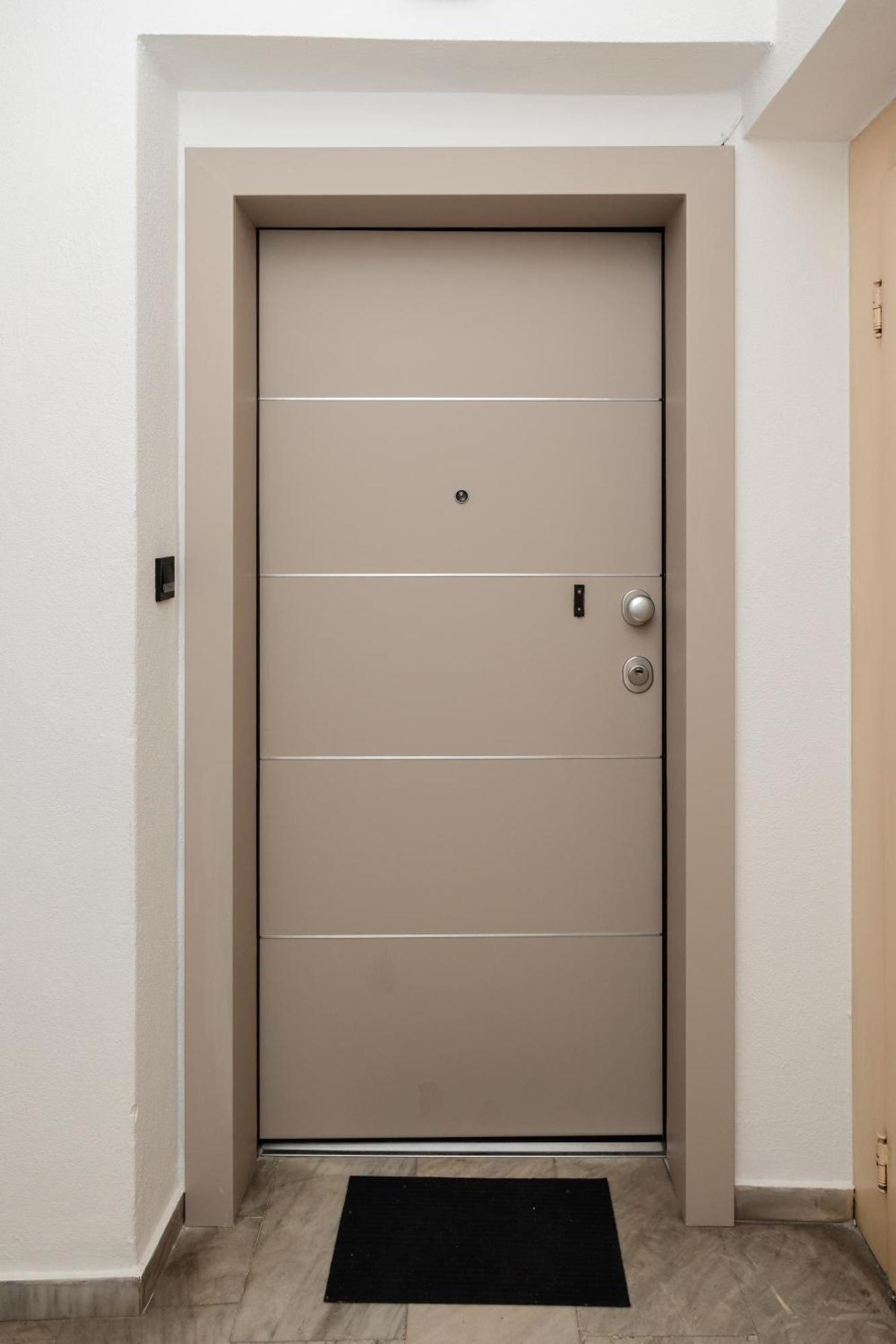 סלוניקי Elegance Apartment 2 Bedroom Suites מראה חיצוני תמונה
