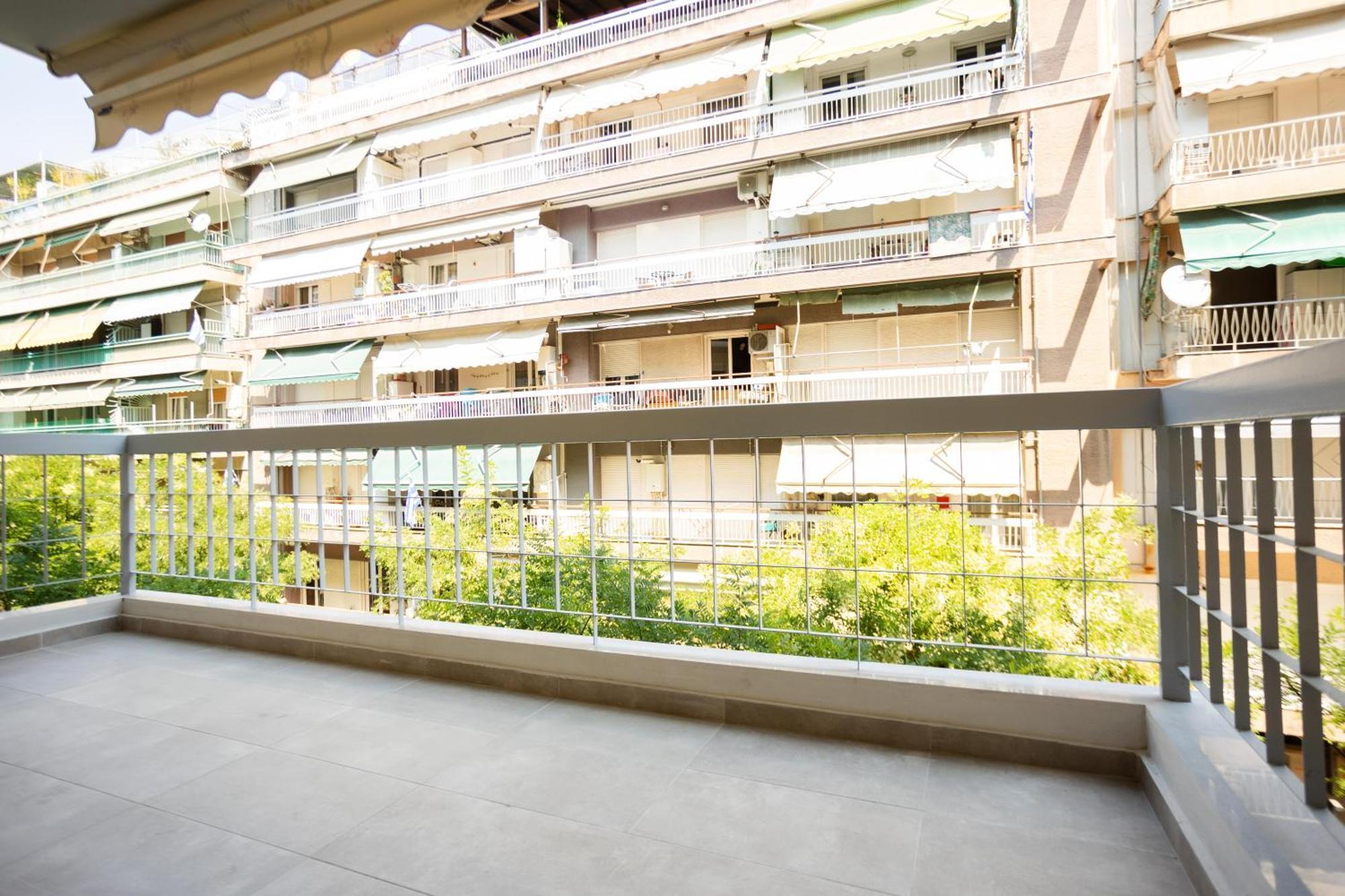 סלוניקי Elegance Apartment 2 Bedroom Suites מראה חיצוני תמונה